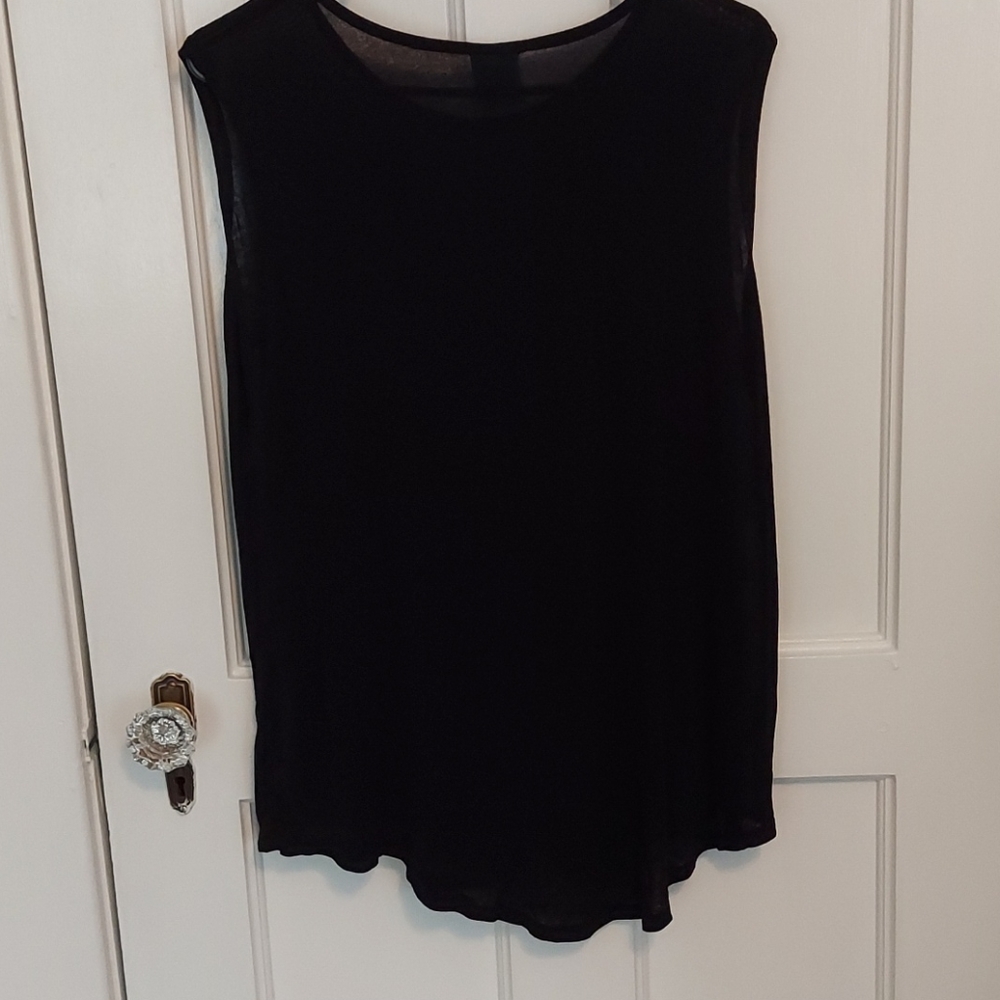 h.i.p SLEEVELESS TOP. - Picture 6 of 8